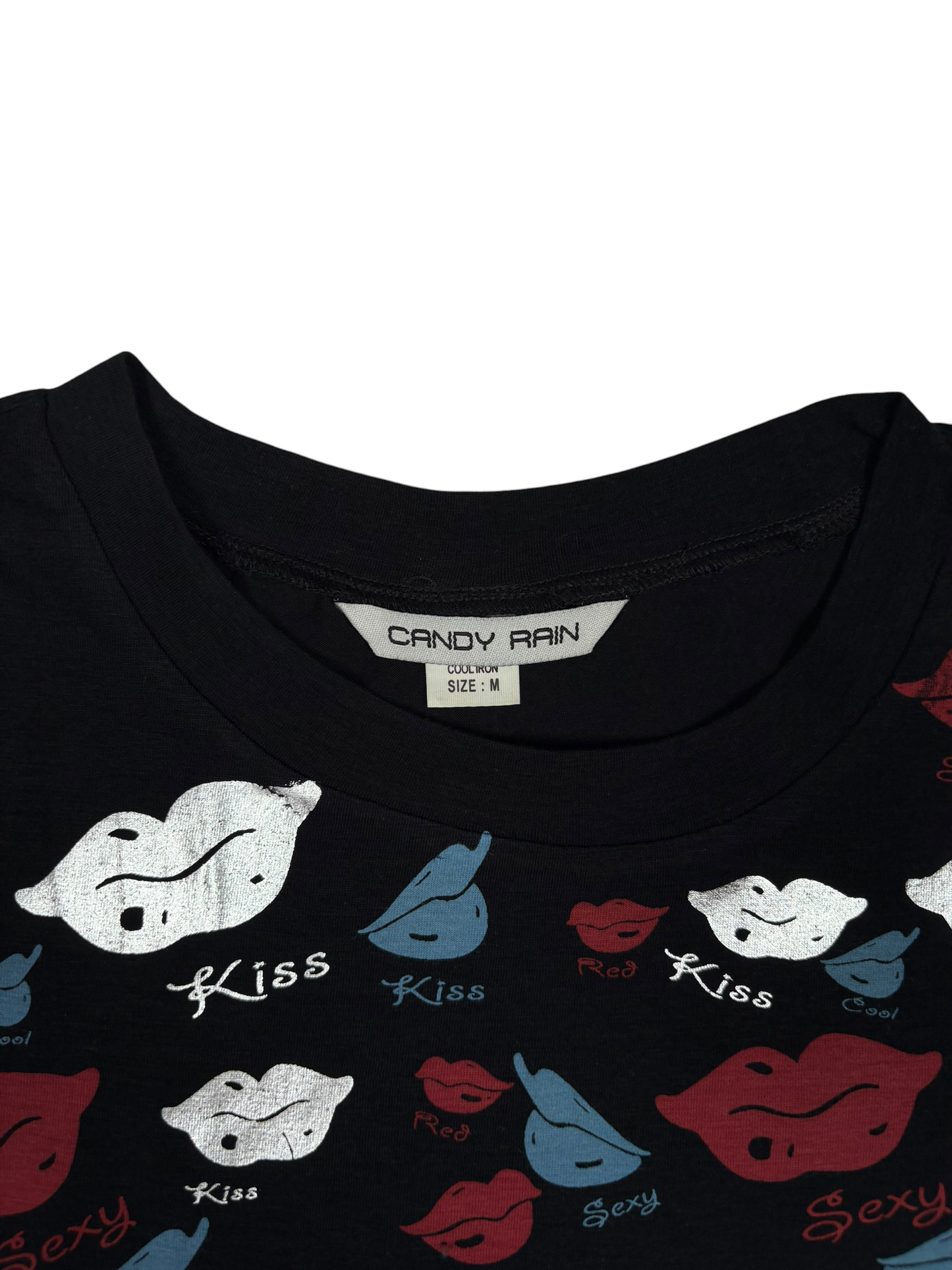 Y2K Kiss Graphic Tee