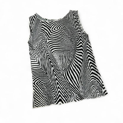 Y2K Tank Top Illusion Pattern